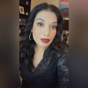 Meet your Posher, Nancy